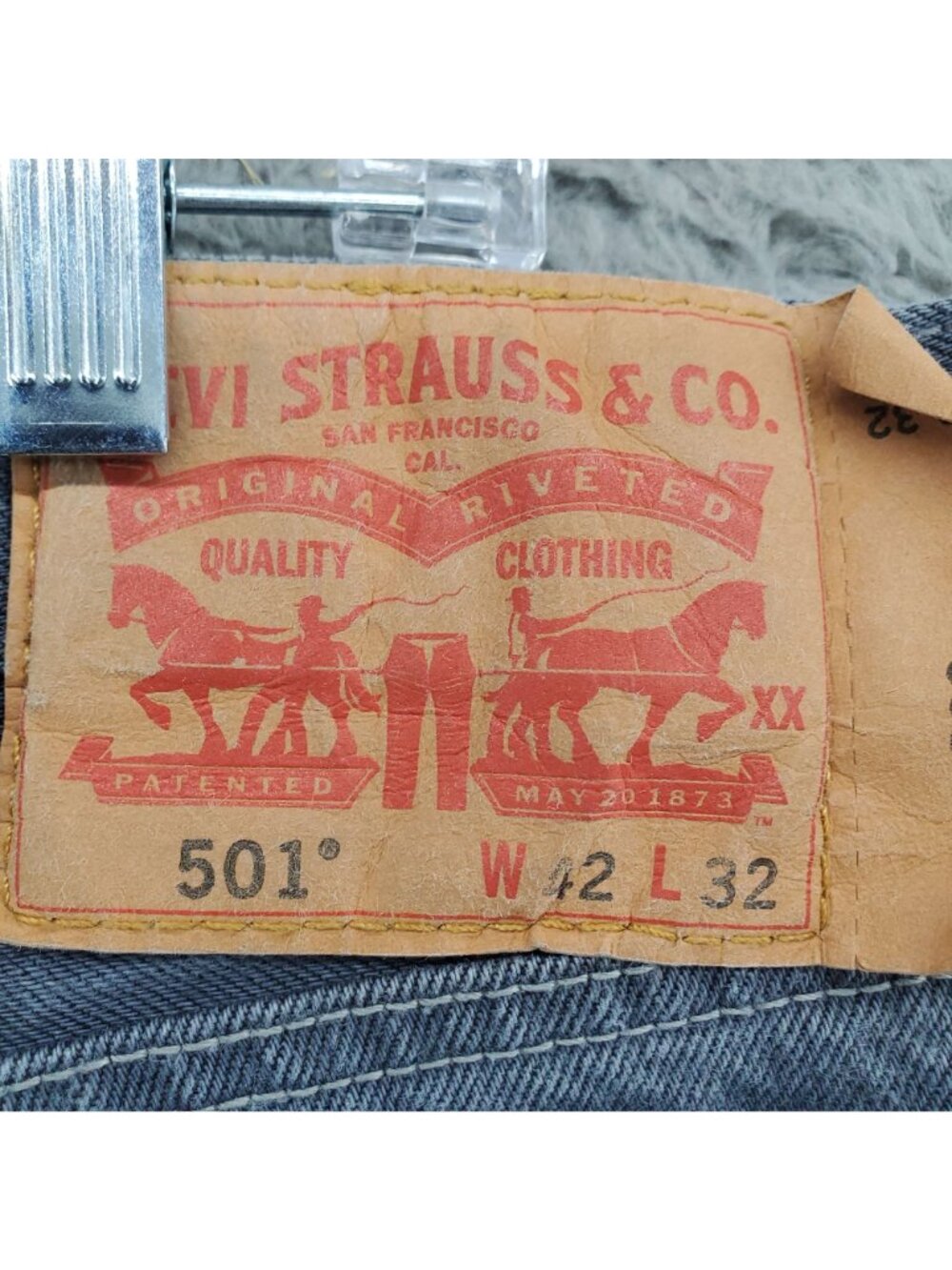 Levis Jeans Mens 42x32 Gray 501 Original Button Fly Straight *Read* - Picture 2 of 12